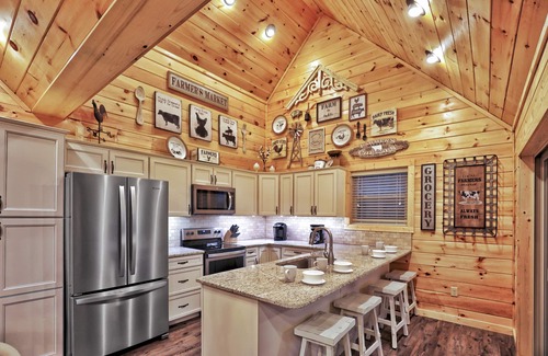 Chalet Village North Cabin | PHENOMENAL Luxury View Cabin! HUGE game room! 4 decks! 5 fireplaces! Hot Tub!