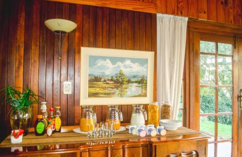 Botha's Hill Cabin | Phezulu Safari Park