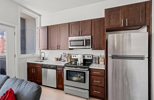Fairmount Apartment | Philadelphia Downtown Stay 1BR Charming, Walk to MET