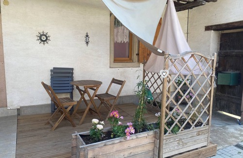 Wuenheim Apartment | Phil’Audelà Small haven of peace of 50 m2 in a small Alsatian village.
