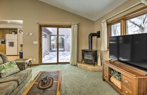 Phillips House | Phillips Cabin with Lake Views and Private Dock!