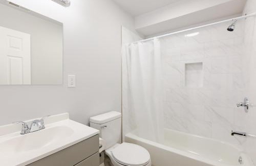 Passyunk Square Apartment | Philly Getaway - Chic Stay Near Center City