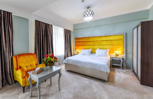 Baneasa Hotel | Phoenicia Grand Hotel