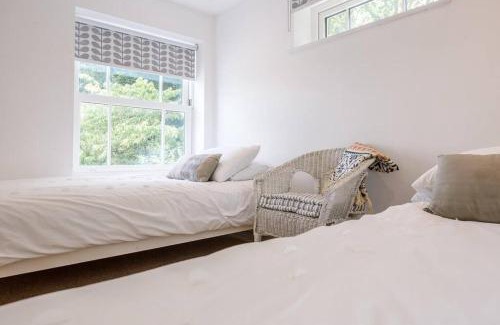 Beccles House | Phoenix Cottage, Brampton