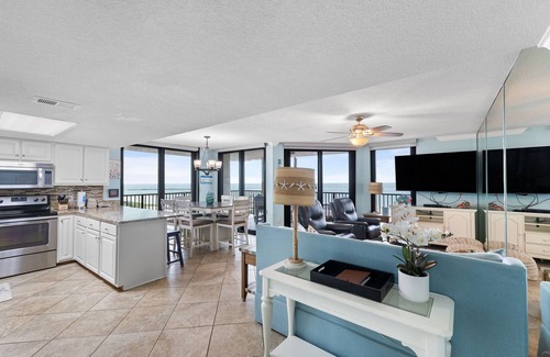 Orange Beach Condo | Phoenix East 511: Luxury Beachfront Condo | Gulf Views | Indoor + Outdoor Pools