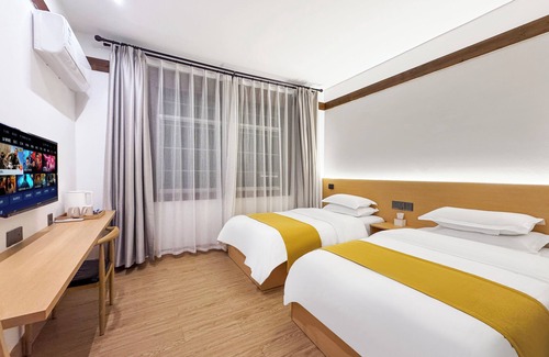 Fenghuang Hotel | Phoenix Haven
