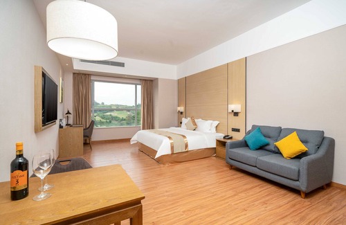 Sanliancun Hotel | PHOENIX HILL