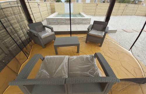 Portmore House | Phoenix Manor - Relax and unwind in the most serene atmosphere