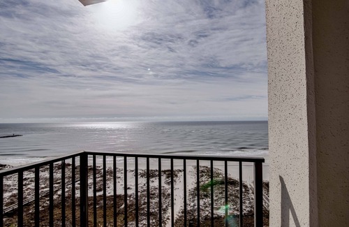 Ono Island Condo | Phoenix Viii Unit 1406 3 Bedroom Condo by Redawning