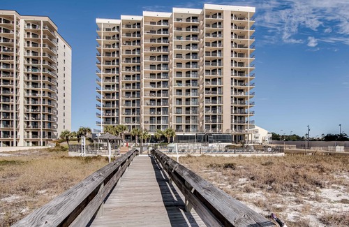 Ono Island Condo | Phoenix Viii Unit 1406 3 Bedroom Condo by Redawning