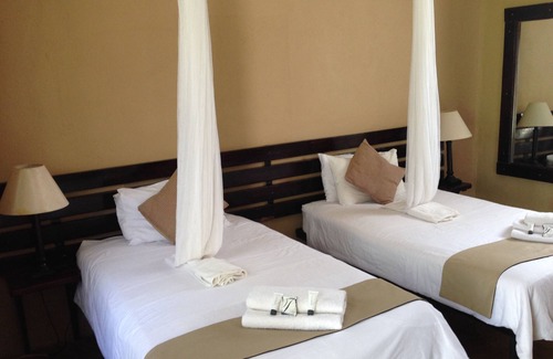 Selebi-Phikwe Cabin | Phokoje Bush Lodge