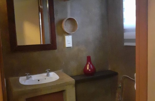 Selebi-Phikwe Cabin | Phokoje Bush Lodge