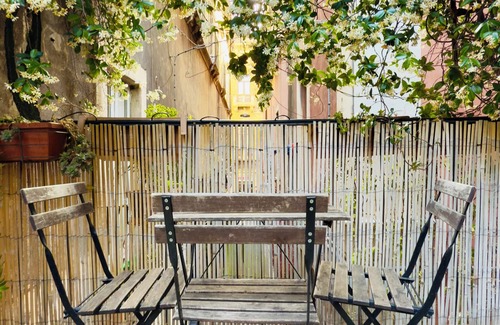 Catania City Centre Apartment | Photo Rooms, apartment in the center of Catania