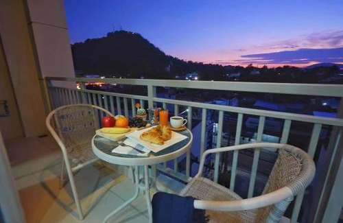 Talat Yai Apartment | Phuket Avenue in Phuket Old Town