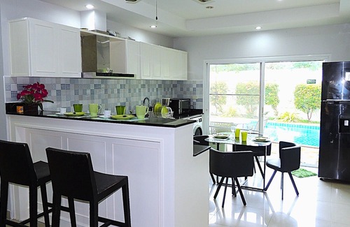 Rawai Villa | Phuket: House/Villa - PHUKET