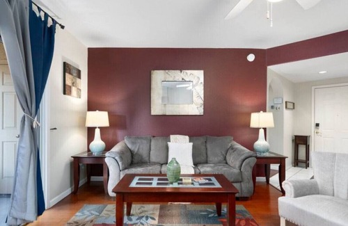 North Mountain Condo | PHX Resort Style | 3 Heated Pools | Hot Tub | BBQ