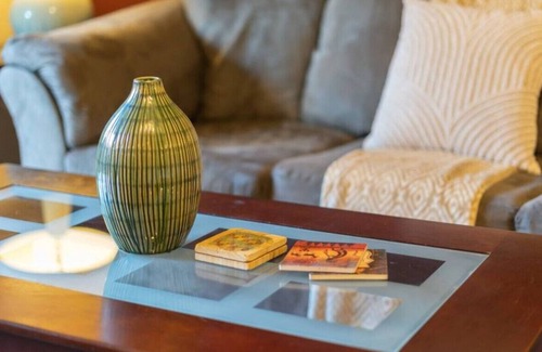 North Mountain Condo | PHX Resort Style | 3 Heated Pools | Hot Tub | BBQ