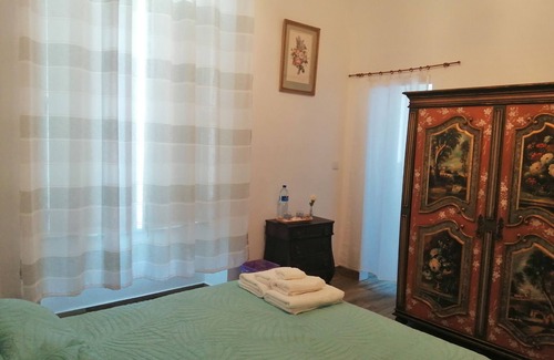 Pias Bed & Breakfast | Pias Guesthouse