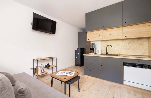 Katowice Apartment | Piastów 5 Katowice | Comfy Apartment | Balcony | Smart TV | Silesian Park, Zoo
