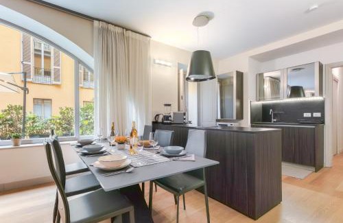 Historic Centre Apartment | Piazza Castello 200 sqm - Terrace - Jacuzzi