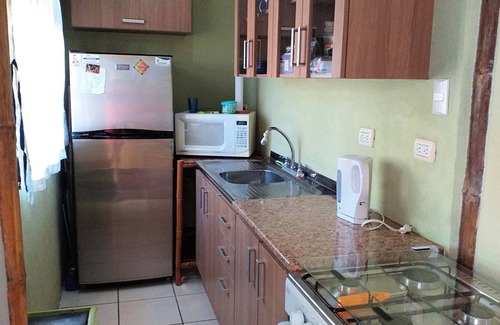 Pan de Azucar House | Pica Flora Balinese style Chalet Atenas Costa Rica