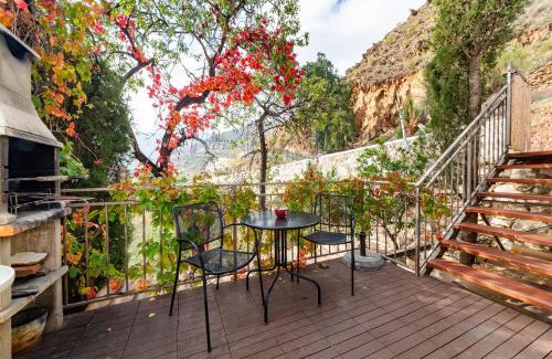 Laroya House | Picachico