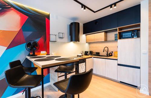 Sosnowiec Apartment | Picasso Apartment - Free Parking Place
