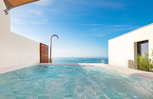 Nerja City Centre Apartment | Picasso - Horizonte Club in Nerja