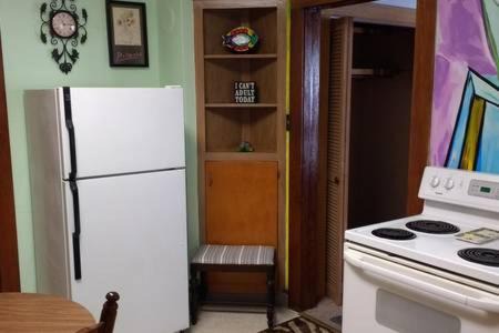 Van Wert House | Picasso's Condo