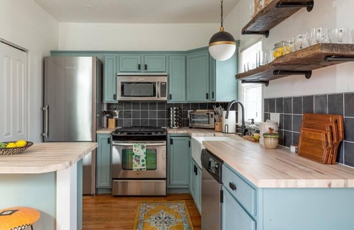 Cabbagetown House | Piccadilly Circus by Minty Living