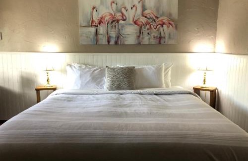 East Kootenay Hotel | Piccadilly Motel