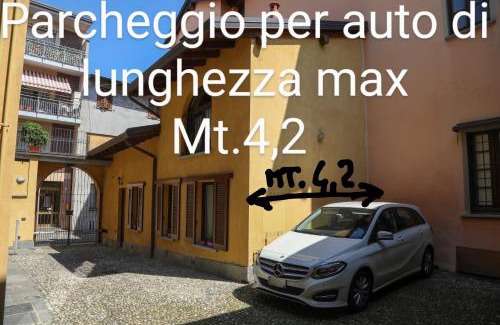 Oleggio Villa | Piccola Corte