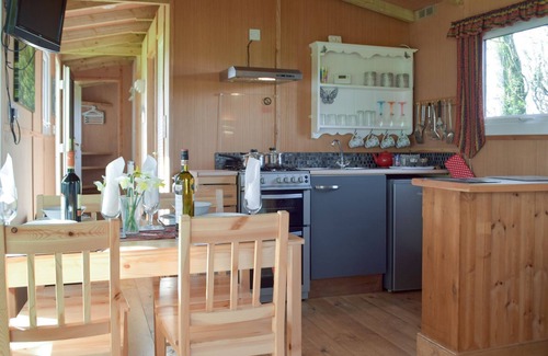 Llangeler Cottage | Pick it for its beautiful location and close proximity to numerous pubs and restaurants.