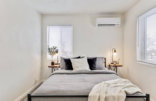 Bountiful Apartment | Pickle Ball Courts Close By, 5 Mins off Freeway!