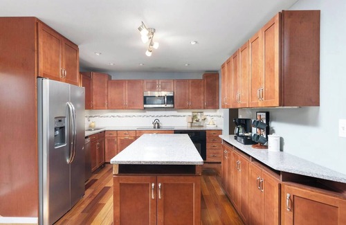 Nellysford House | Pickleball | 2 Homes | Sleeps 20 | 151 Brew Trail