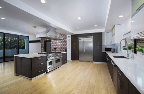 Sherman Oaks House | Pickleball, basketball court 5 bedroom Estate