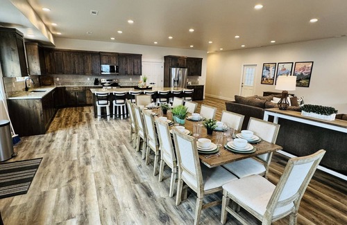 Thayne House | Pickleball Paradise! Full Size Indoor Pickleball Court!