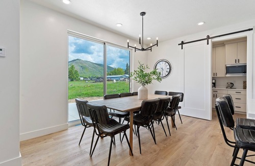 Lava Hot Springs House | Pickleball Playhouse, Hot tub, Golf Green, Theater, Game Room!
