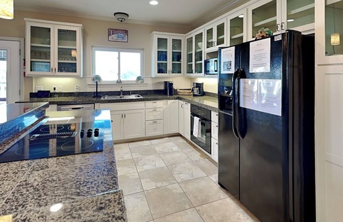 Palm Harbor Cottage | Pickled Pirate