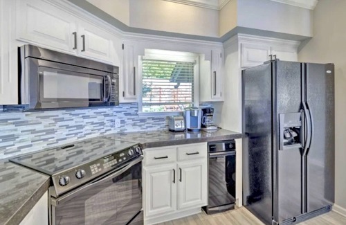 Counce Villa | Pickwick Lake Front River Walk Villa11 w/spectacular views, boatslip & pool