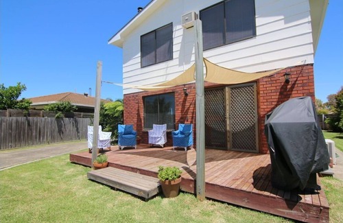 Bairnsdale House | Picnic Point House - close to all of East Gippsland's tourist attractions