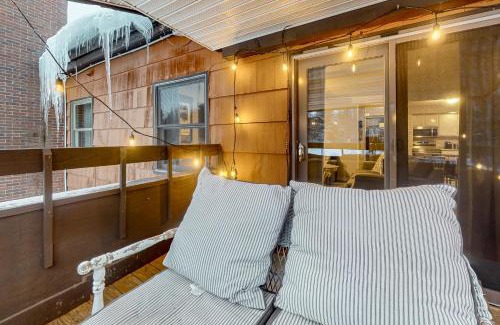 Mendon Apartment | Pico Mountain Perch, Unit B22