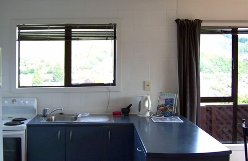 Picton Condo | Picton Holiday Home: The Wellington