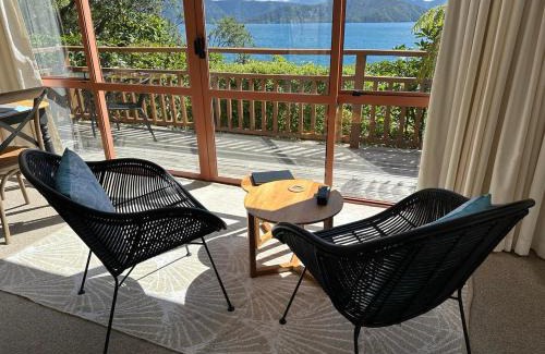 Whatamango Bay Apartment | Picton Paradise Cottages