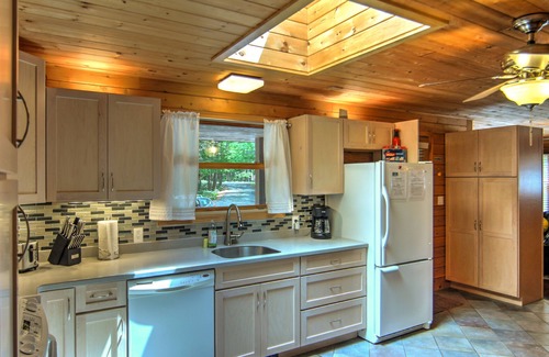 Town Hill Cabin | Picture Perfect Bar Harbor Log Cabin Minutes From Downtown & Acadia Natl Park