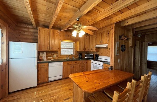 Crumpler House | Picture Perfect - Crumpler, NC