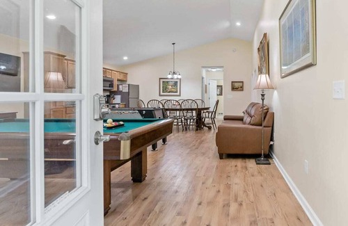 Pullman House | Picture Perfect Dual Home on the Lake