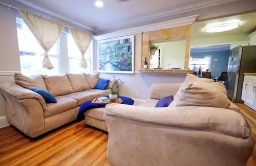 Orange Park House | Picture Perfect Paradise 3br/3ba