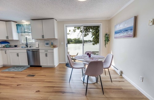 Colonial Beach House | Picture Perfect Waterfront in town Sleeps 6 Expansive Outdoor dining area