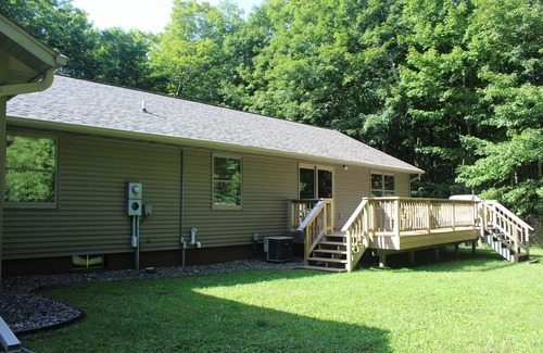 Munising House | Pictured Rocks Lodge